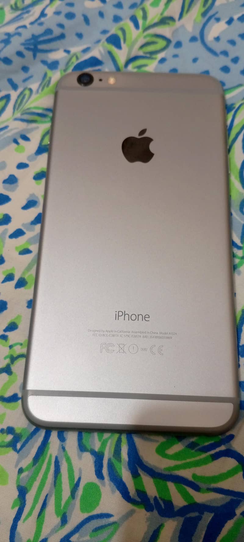 Apple iPhone 6 Plus 1