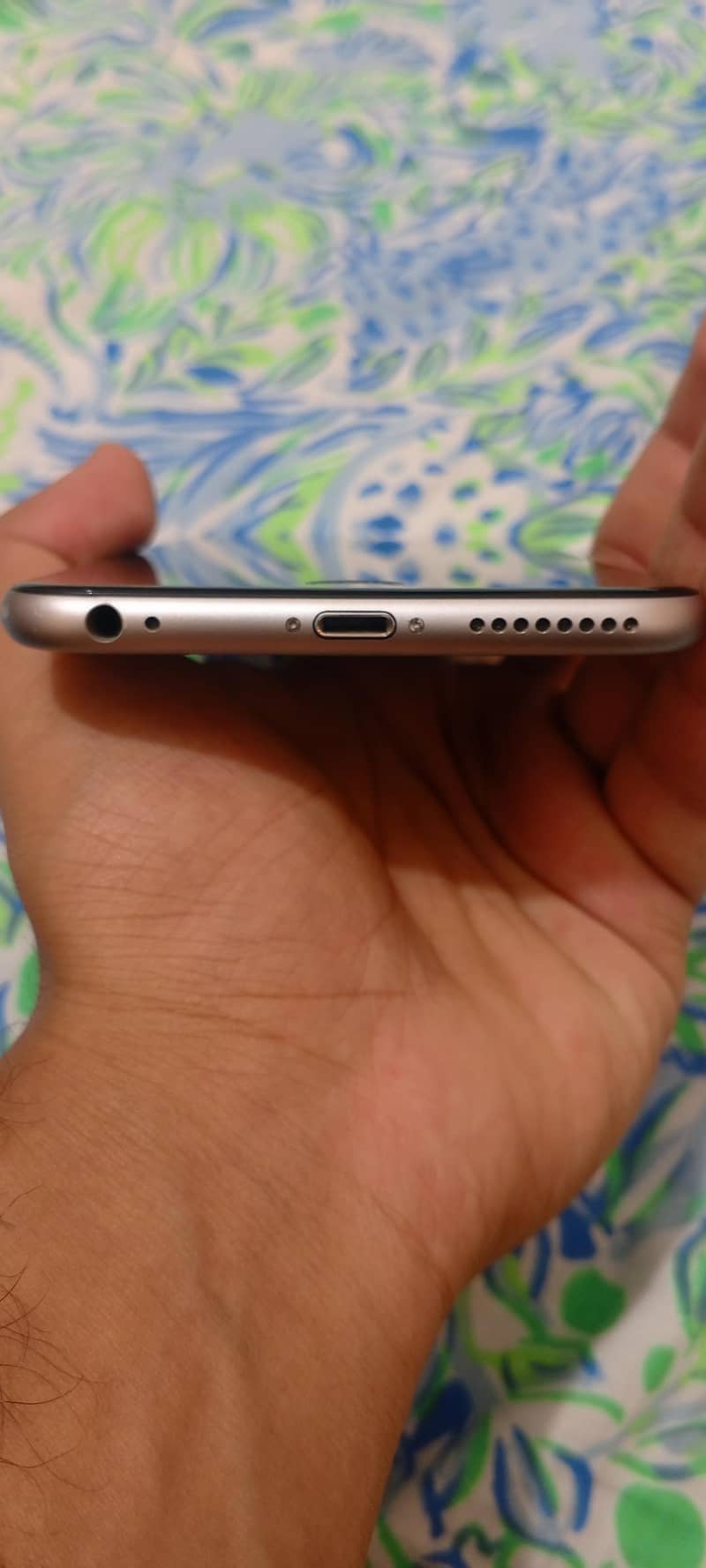Apple iPhone 6 Plus 3