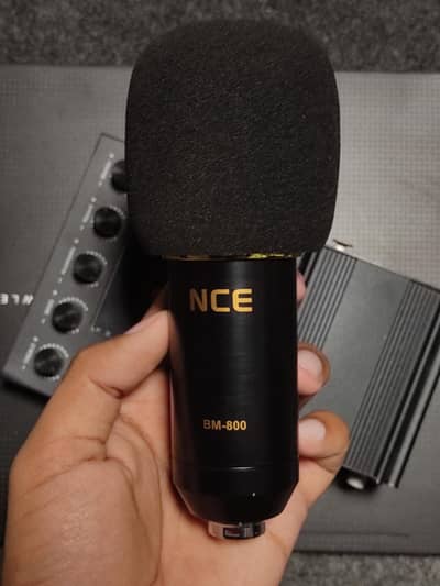 BM-800 Mic Complete Studio Kit with V8 Sound Card & Phantom Power