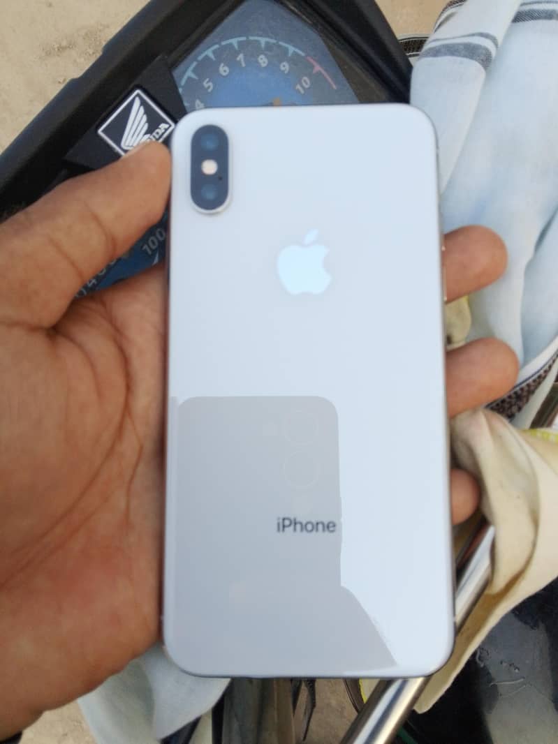 Apple iPhone X 5