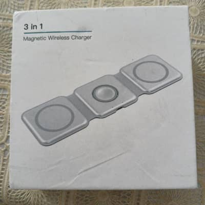 3 in 1 Magnetic wireless charger