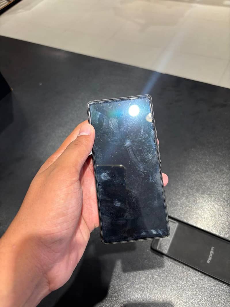 Google Pixel 6a 4