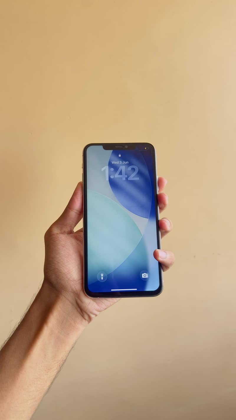 iPhone 11 Pro Max 1