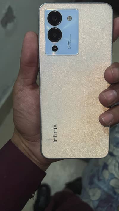 Infinix Note 12