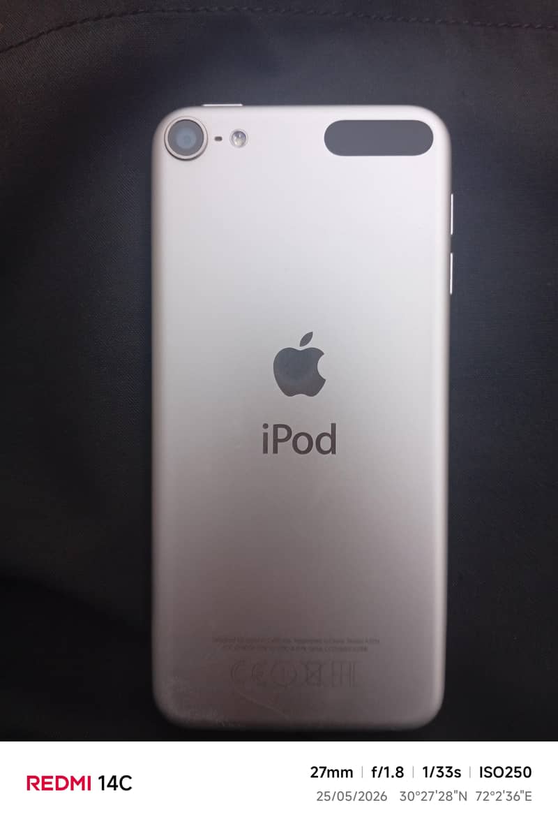 Apple iPod sixth generation 0