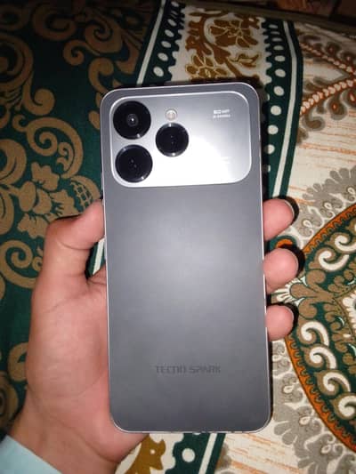 Tecno spark 40