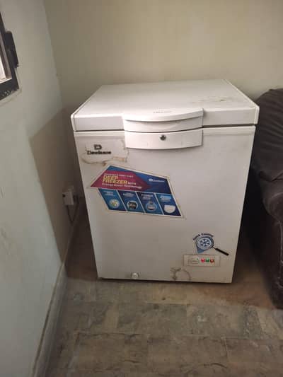 dawlence freezer all ok no problem rough condition