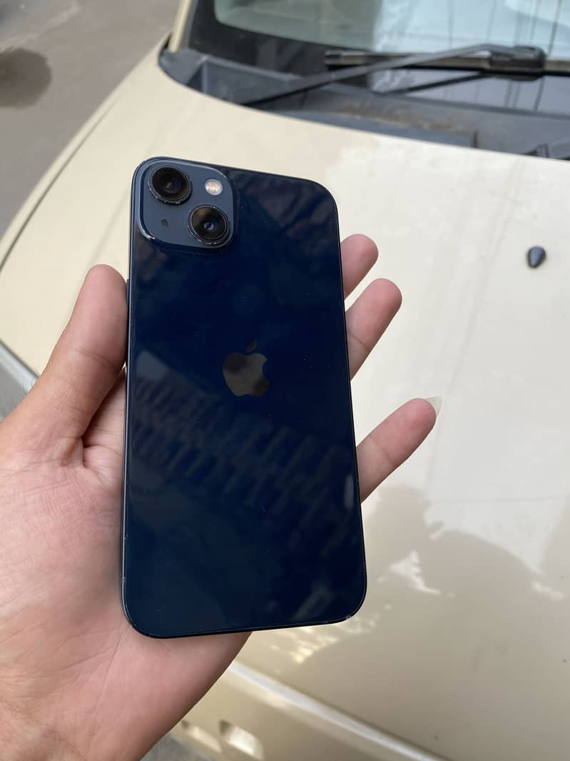 iPhone 13 6