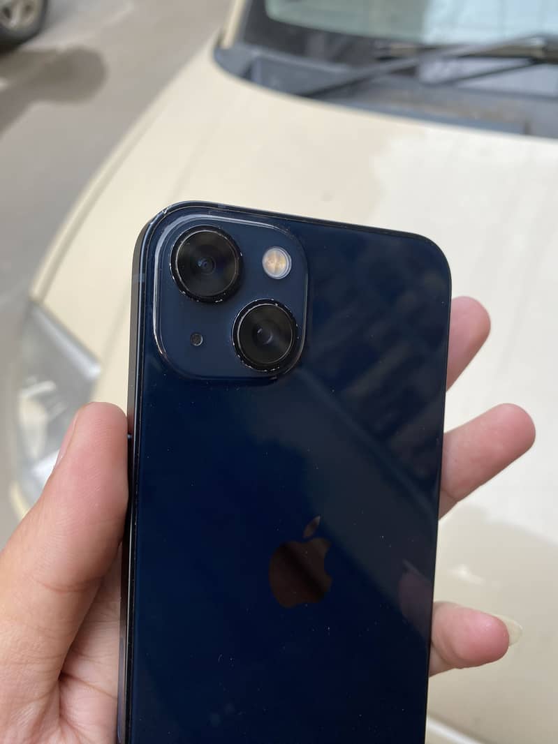 iPhone 13 9