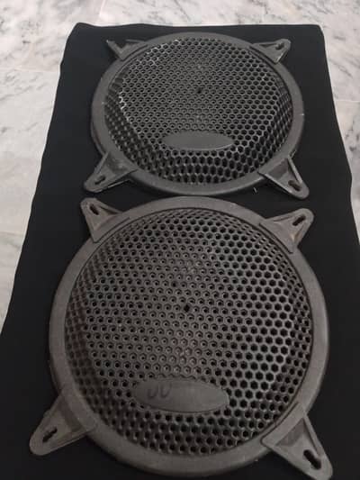 speakers