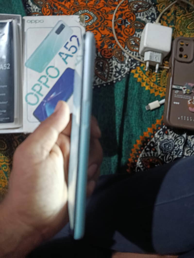OPPO A52 2