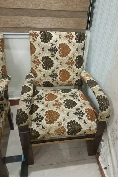 5 seeter sofa