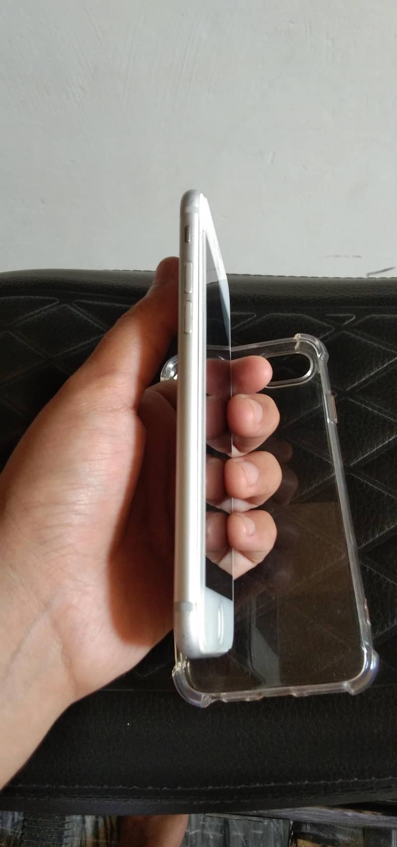Apple iPhone 7 1