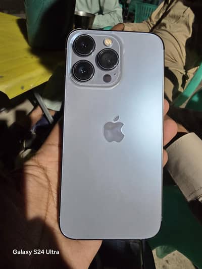 Apple iPhone 13 Pro