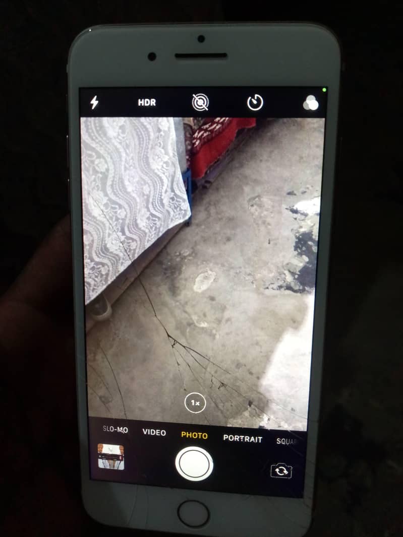 Apple iPhone 7 Plus 2