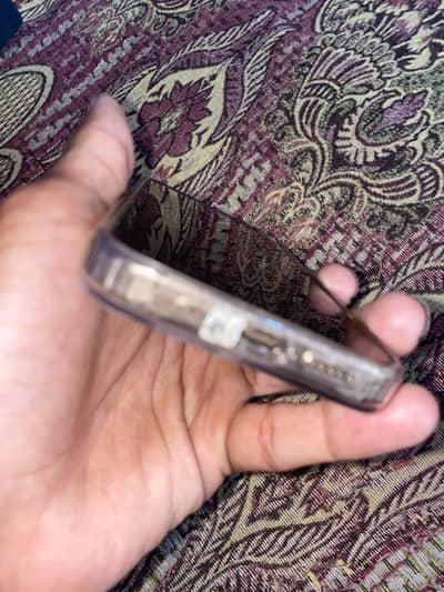 Apple iPhone 16 Pro