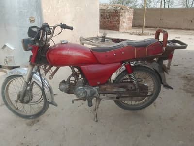 Honda CD70 enging 100%ok call 03005787014