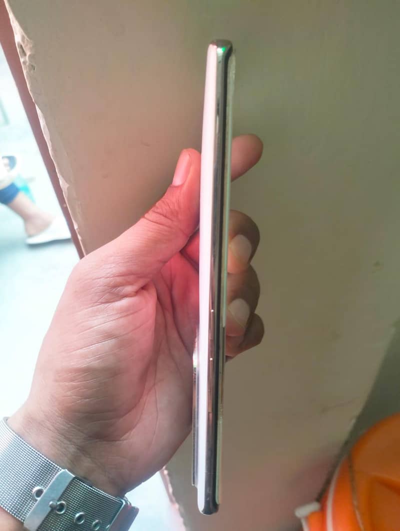 Infinix Zero 30 3