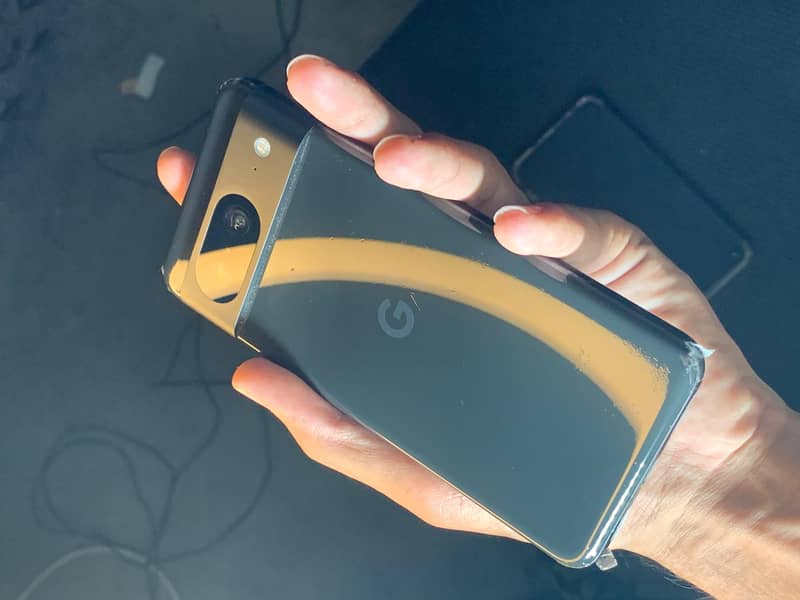 Google Pixel 8 2