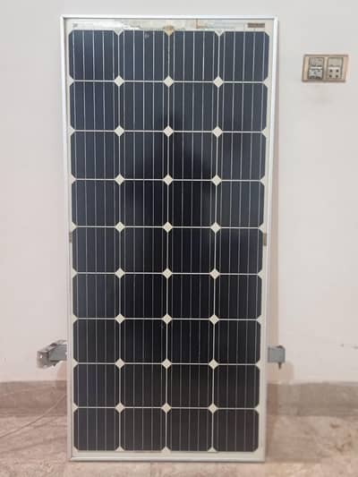 Solar panel 150watt, Good condition,, 1 panel