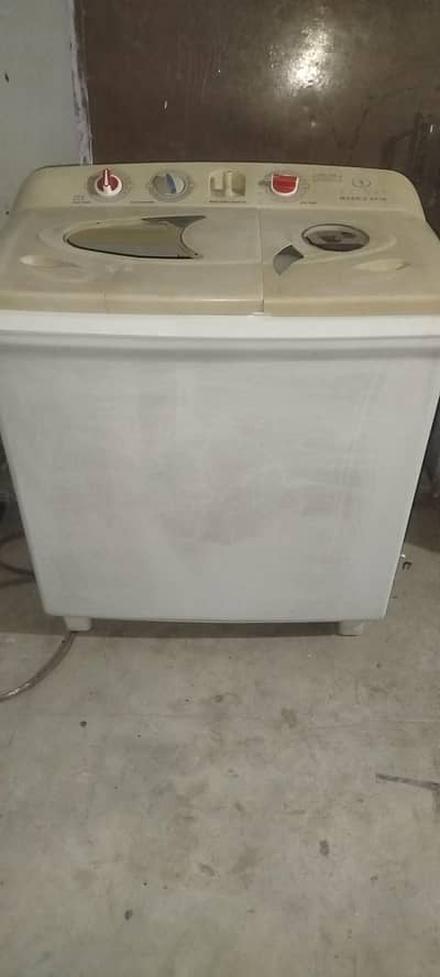 Toyo washing machine with drawer