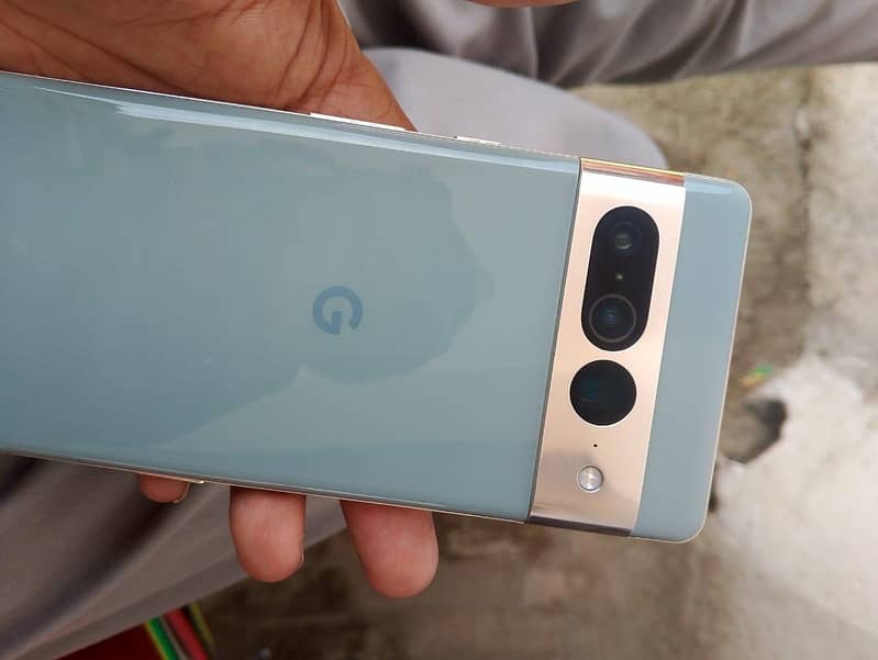 Google pixel 7 pro 2