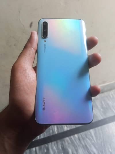 Huawei Y9s price is negotiable