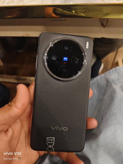 Vivo X200 16GB 512GB Non PTA Exchange with Good Mobile