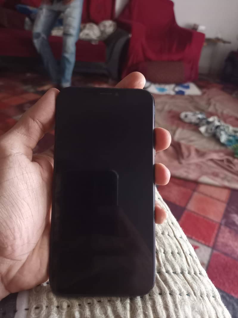Apple iPhone X 3