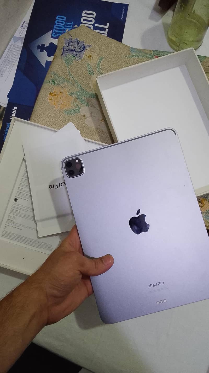 ipad pro M2 4th generation 0