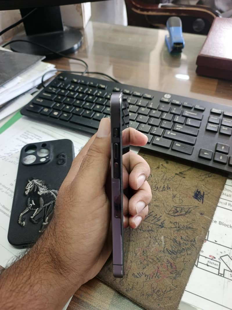 iphone 14 pro 12