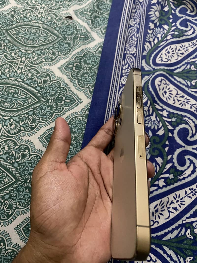 IPhone 13pro 6