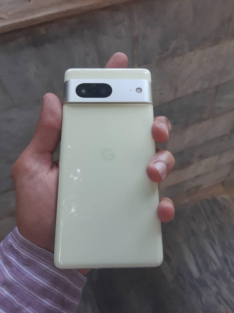 Google Pixel 7 3