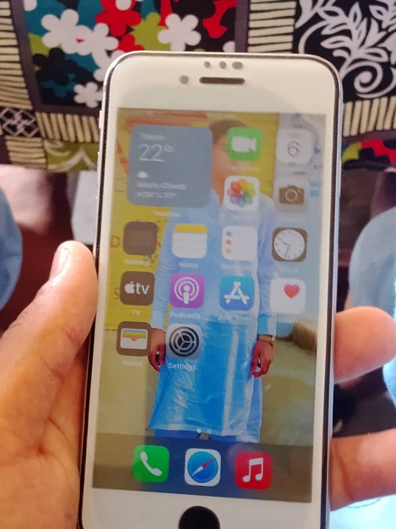 Apple iPhone 6 2