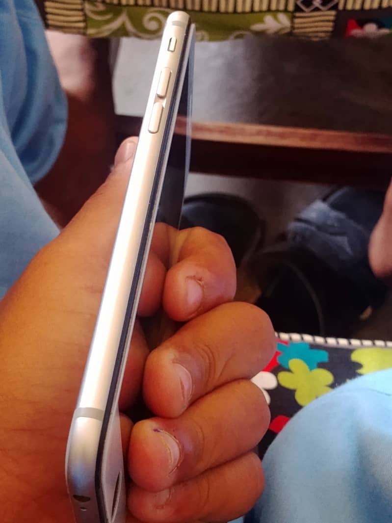 Apple iPhone 6 5