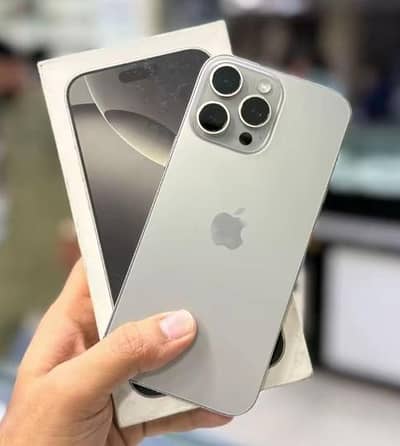 Apple iPhone 16 Pro Max