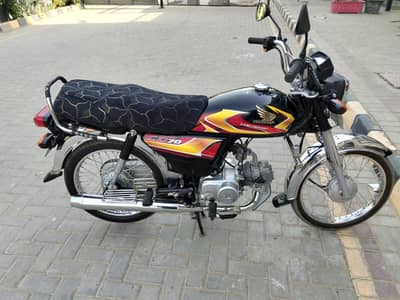 Honda CD. 70 advance 2026