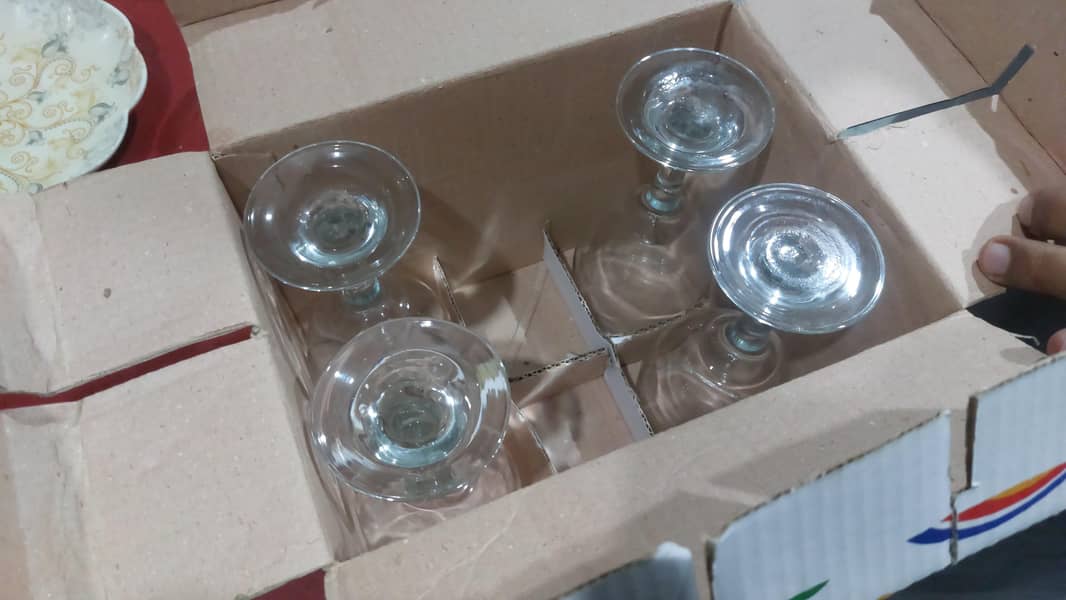 Glasses Set 0