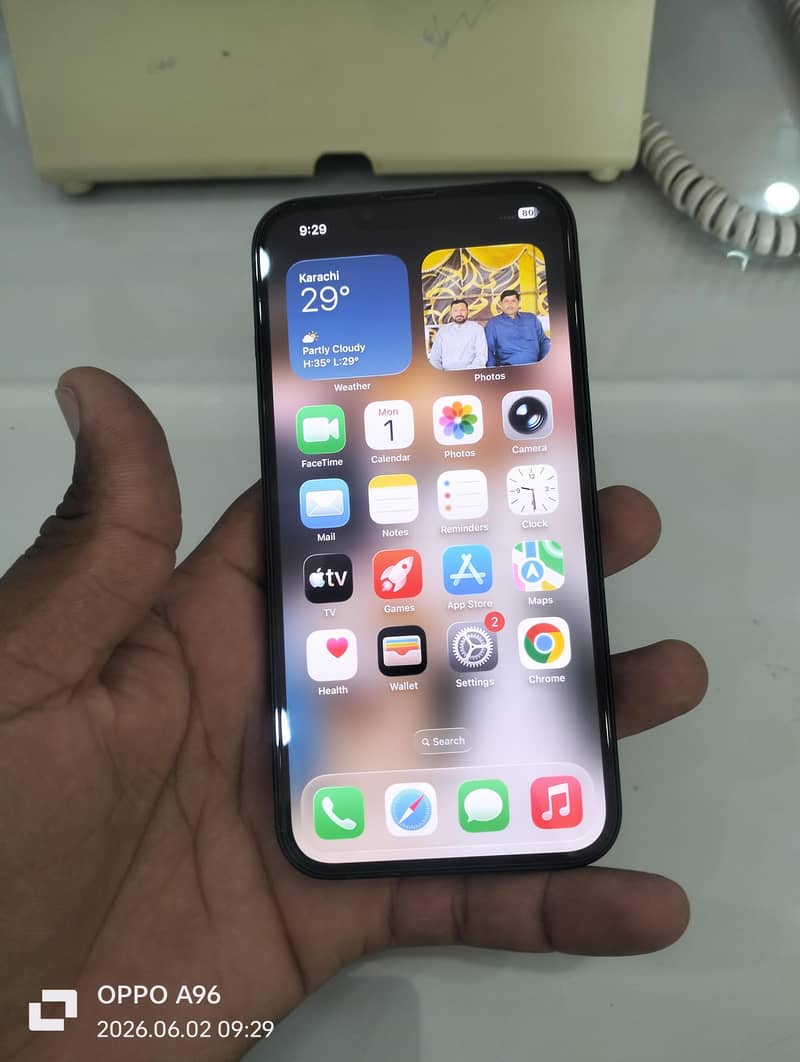Apple iPhone 12 3