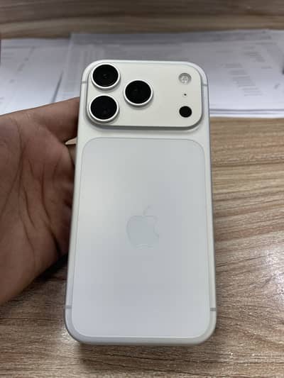 Apple iPhone 17 Pro