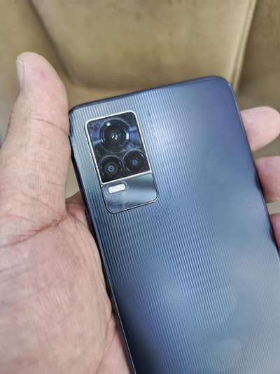 Vivo V21e
