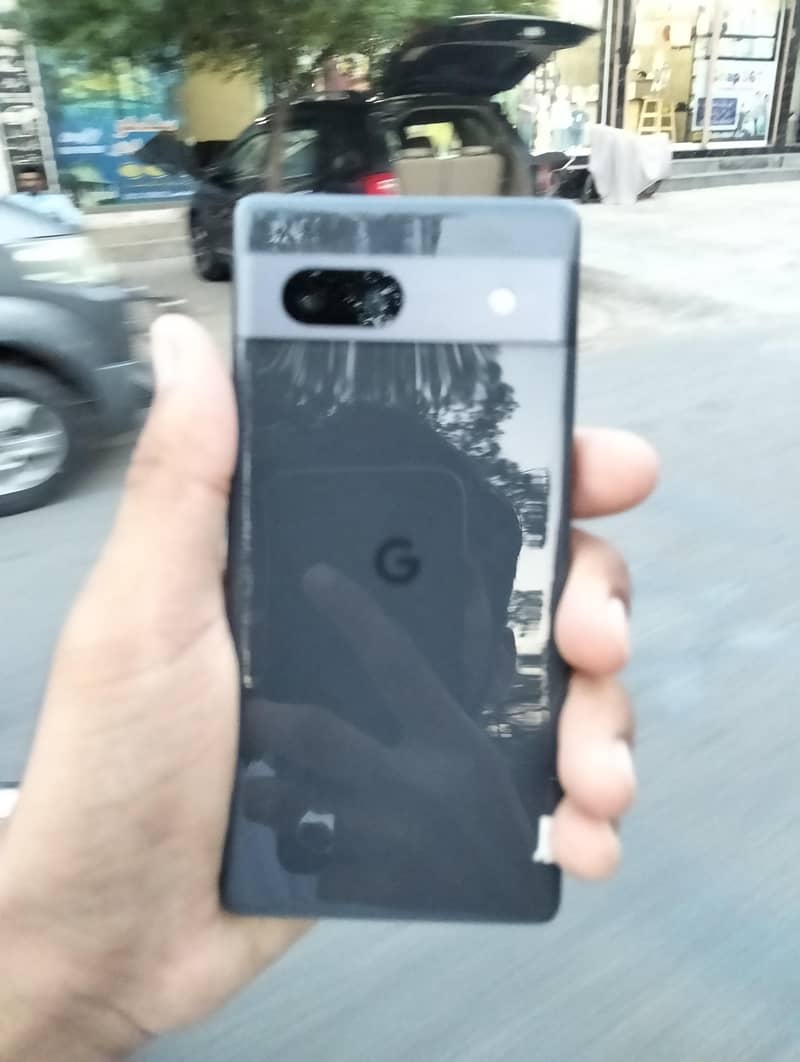 Google Pixel 7a 1