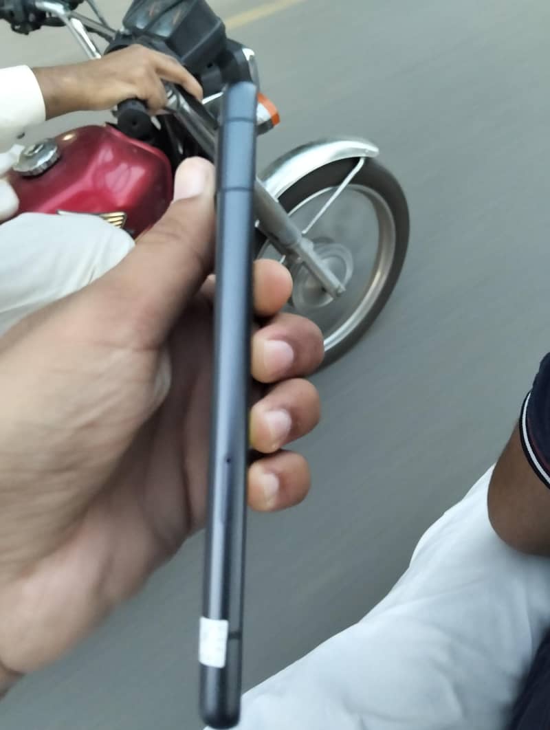 Google Pixel 7a 3