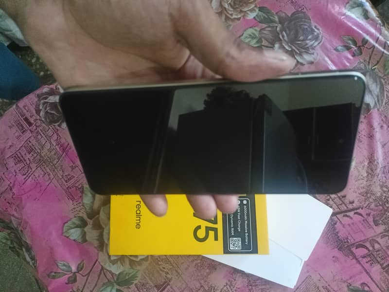 Realme C75 4