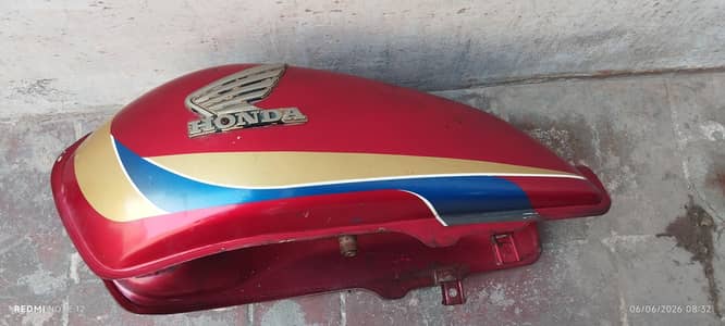 "CD 70 1996 model Origonal Genuine Fuel Tank. | Heavy Iron Fuel tank. "