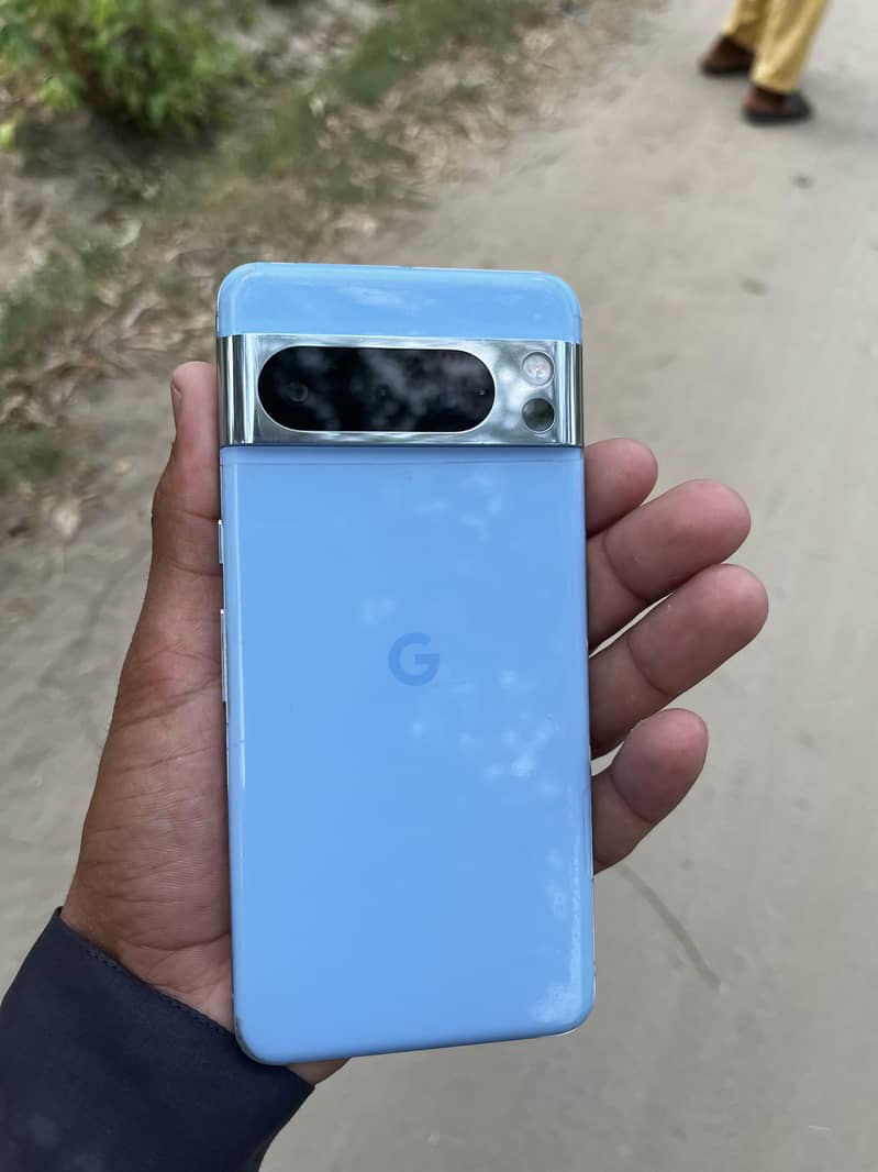 Google Pixel 8 Pro 0