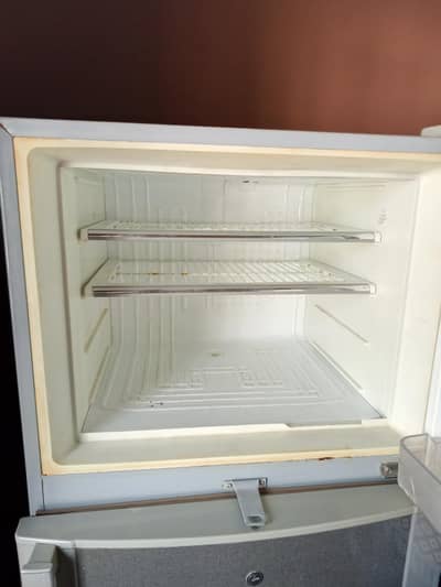 Dawlance refrigerator