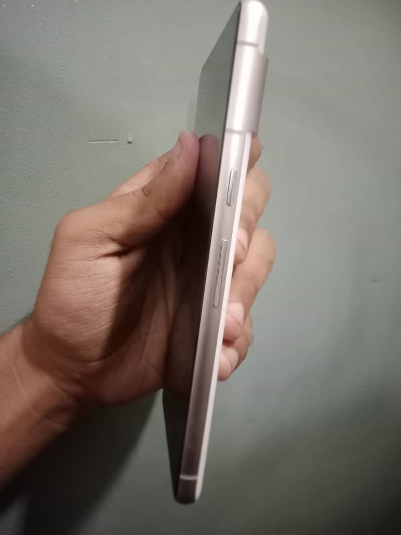 Google Pixel 7 3