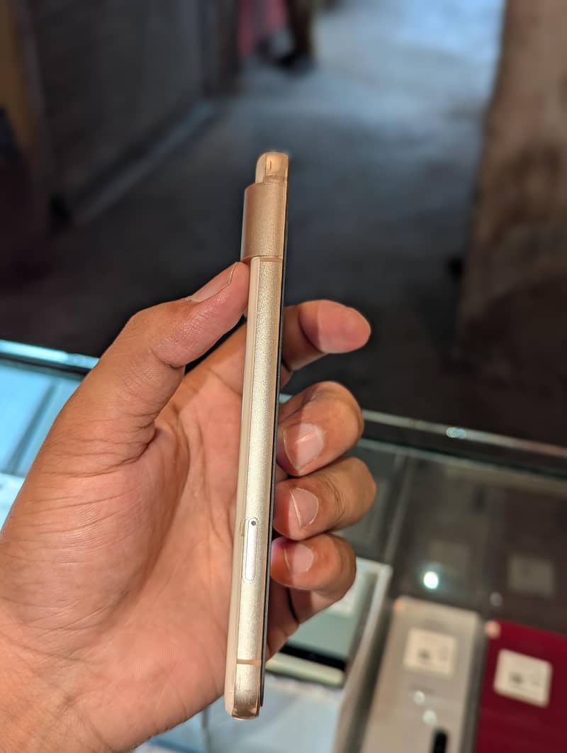 Google Pixel 8 1