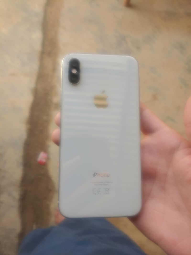 Apple iPhone XS 1